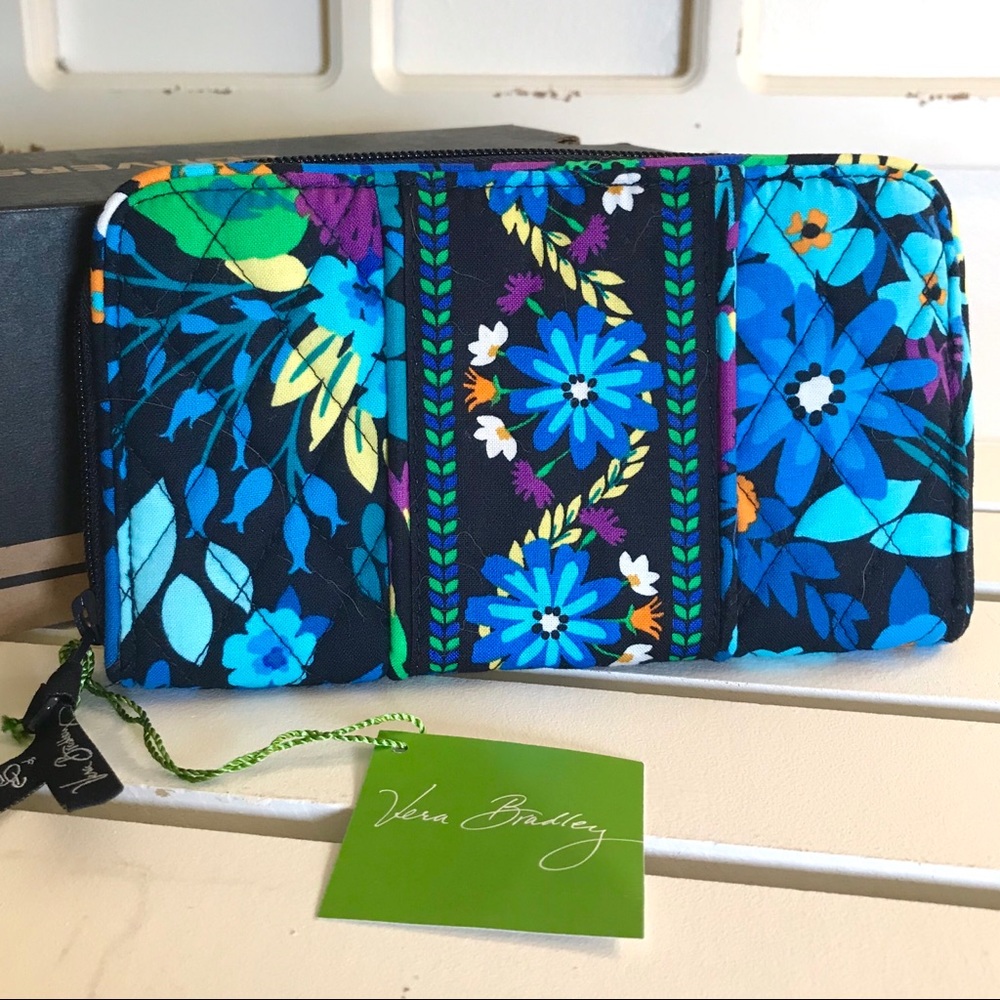 Vera Bradley Accordion Wallet